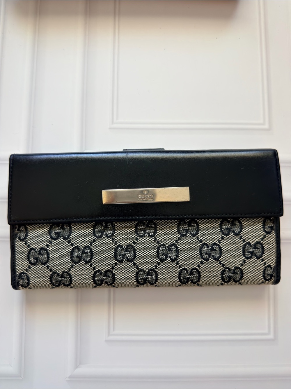 Gucci Black Leather & Beige GG Canvas Continental Wallet